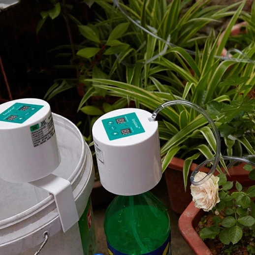 Набор для капельного полива домашних растений с таймером