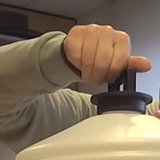 Поилка сифонная River 24 литров металл. ножки