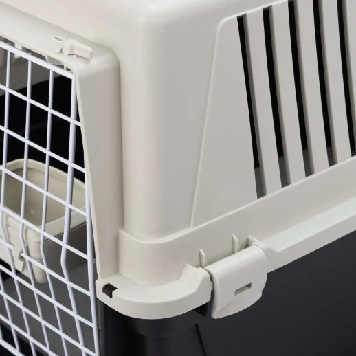 Переноска Ferplast ATLAS 30 OPEN с ковриком и поилкой для кошек и собак