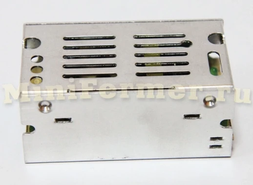 Блок питания 220V AC / 12V DC 1A.