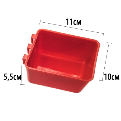 Кормушка-поилка универсальная с креплением на сетку квадратная