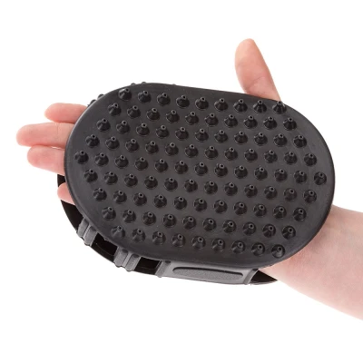 Массажная щетка Ferplast GRO 5933 двусторонняя на руку