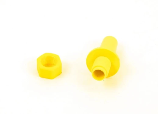 Штуцер переходной с шланга 10 мм на емкость