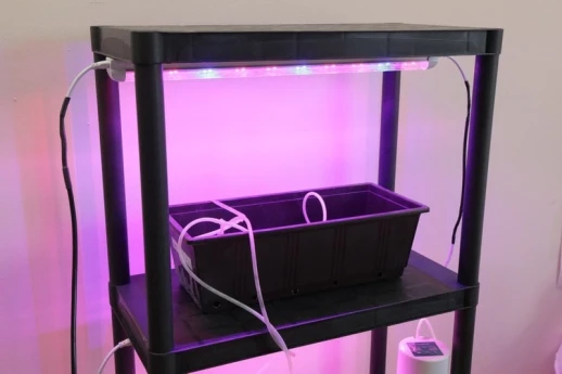 Стеллаж универсальный 141х60х30 для рассады или цветов пластик