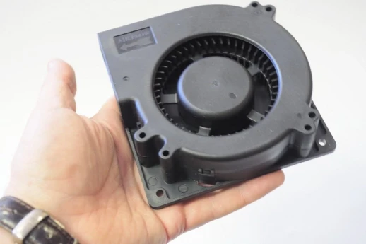 Вентилятор радиальный центробежный 120х120х32мм 12 Вольт