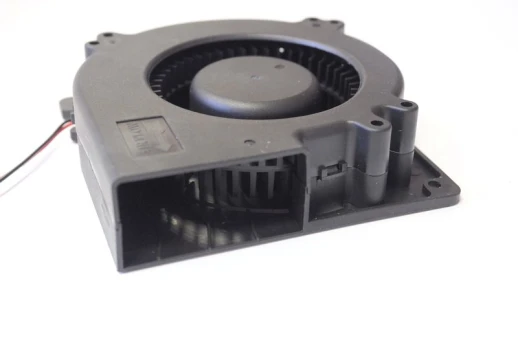 Вентилятор радиальный центробежный 120х120х32мм 12 Вольт