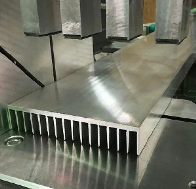 Профиль алюминиевый 152мм*30мм*4,1кг