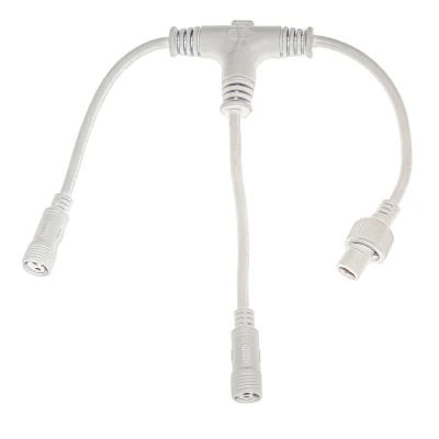 Белый тройник для подключения драйверов к сети 220 вольт