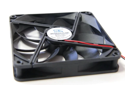 Осевой вентилятор корпусной 140х140х25мм 12Вольт