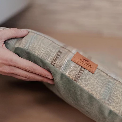 Подушка Ferplast SCOTT 65 коричневая