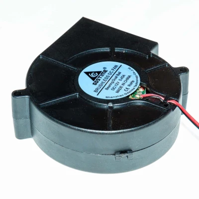 Вентилятор радиальный (центробежный) на подшипнике 97х95х33 мм 12Вольт.