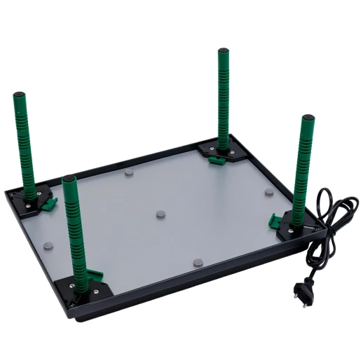 Панель обогревательная HobbyFarm 25х30 см для цыплят