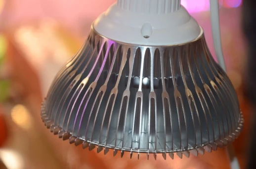 Фитолампа светодиодная Е27 25W Биколор Комфорт 5000k + 660nm