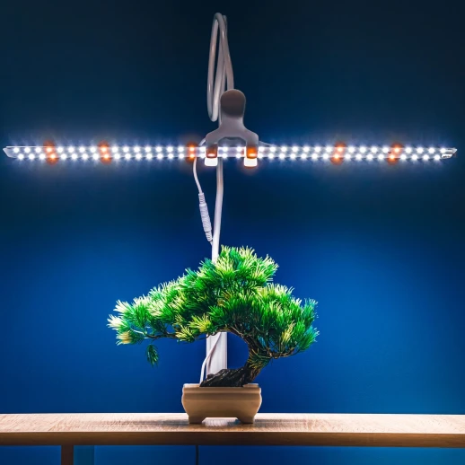 Держатель для фитолампы со струбциной