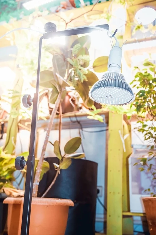 Подставка раздвижная универсальная