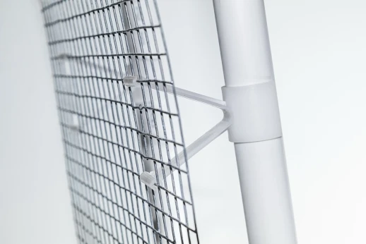 Крепление трубы 25 мм на сетку