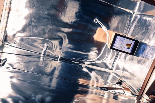 Светоотражающая пленка Reflective Mylar/PE Laminated Film 110 микрон 1 метр