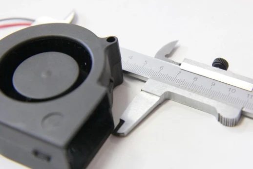 Вентилятор радиальный (центробежный) 75х75х30мм 12Вольт