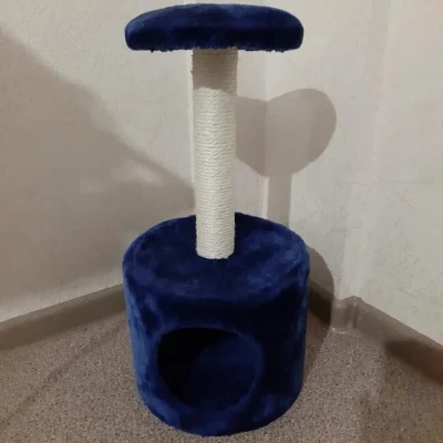 Когтеточка-домик для котят Pet Choice 26х26х50 см темно-синий