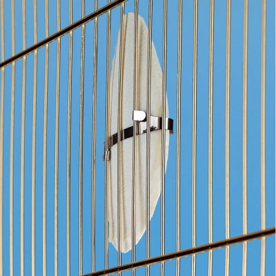 Косточка каракатицы Ferplast TER 4330 с креплением на прутья для птиц