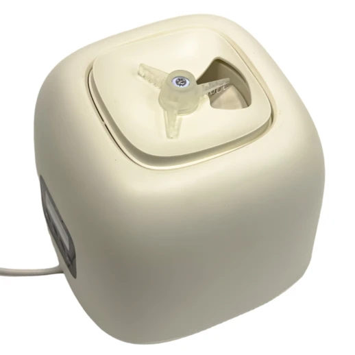 Автокормушка Petwant F14-LCD 3 л для сухого корма с записью голосового сообщения