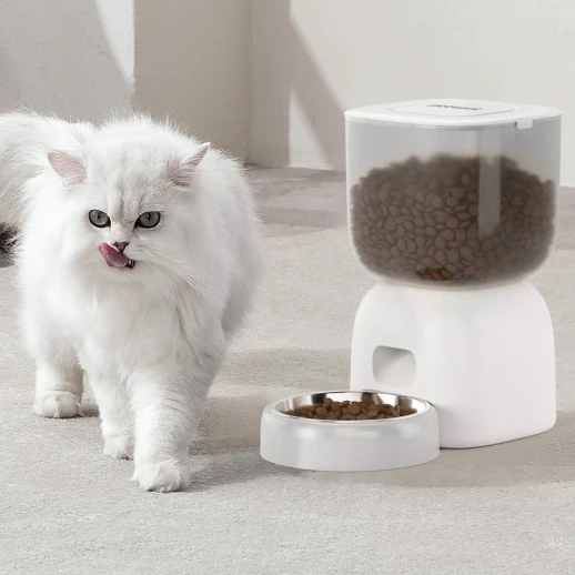 Автокормушка Petwant F14-LCD 3 л для сухого корма с записью голосового сообщения