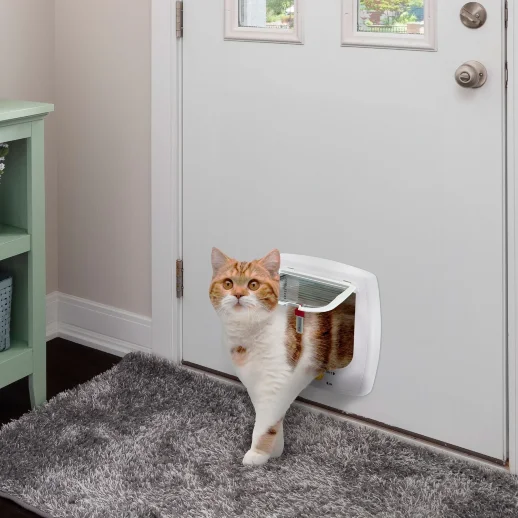 Дверка для животных Ferplast SWING 5 TUNNEL белая 22.5х25.2