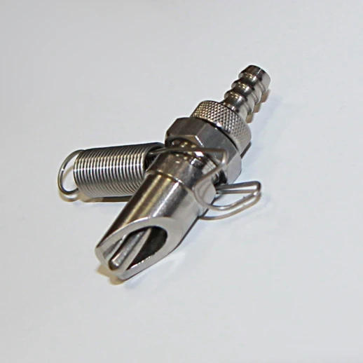 Поилка ниппельная для шиншилл металл с пружиной