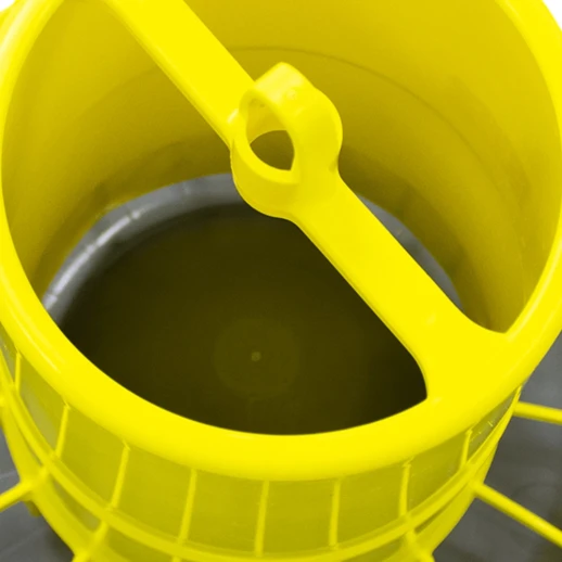 Кормушка бункерная River COMPACTA 8,5 кг. пластик с разделительной решеткой River