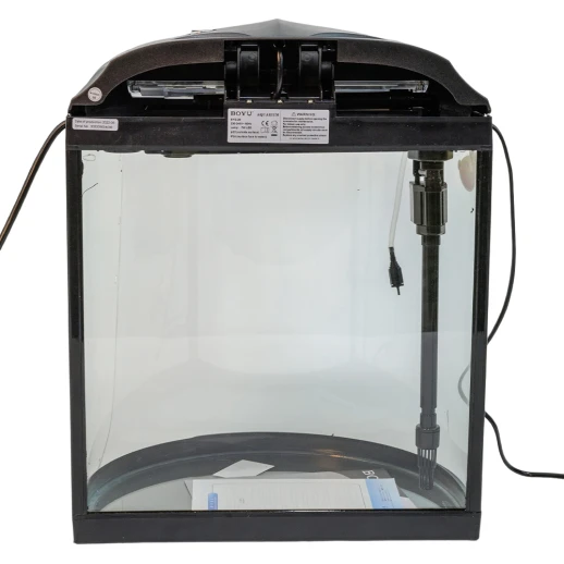 Аквариум Boyu BYG-26 полукруглый 26 л, с фильтром и освещением, черный