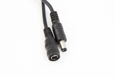 Черный удлинитель 2 м