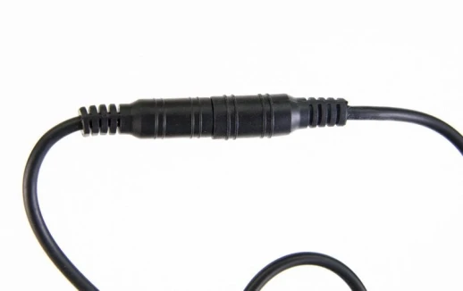 Черный удлинитель 2 м