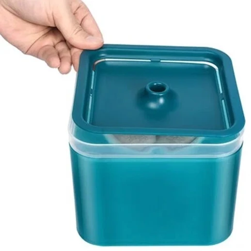 Автопоилка фонтан Petwant PW-109 2 л с подсветкой для кошек и собак зеленый