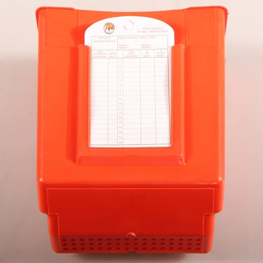 Кормушка бункерная Novital для кроликов 2 секционная пластик без крышки